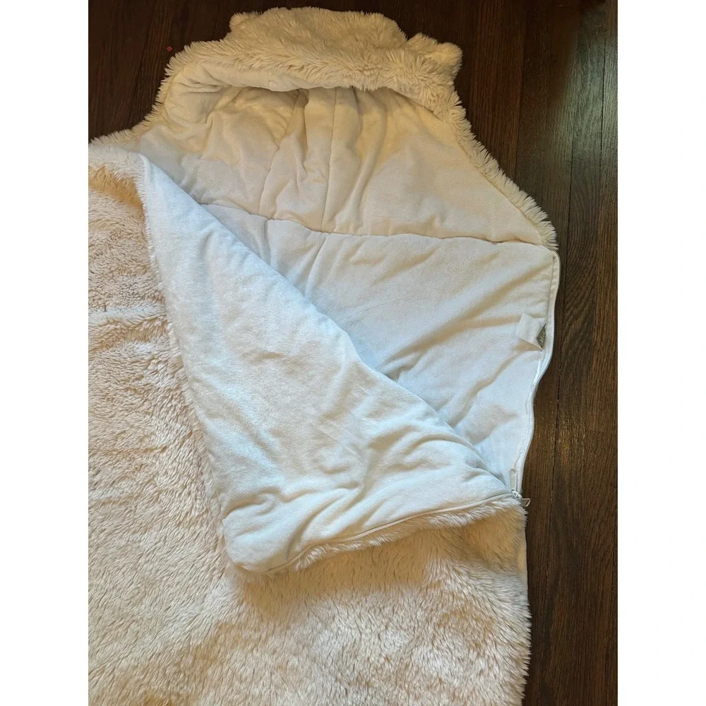 PBteen Faux Fur Bear Hooded Sleeping Bag Ivory Cream Plush Zip Up Slumber Bag